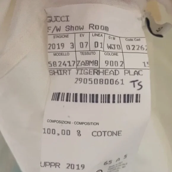 Gucci Ram Button-Down Collar Cotton Shirt in White - Picture 8 of 8